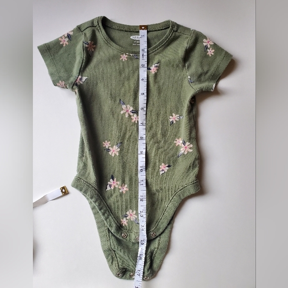 Baby Girl Olive Onesie w/ Flower Print - Picture 2 of 6